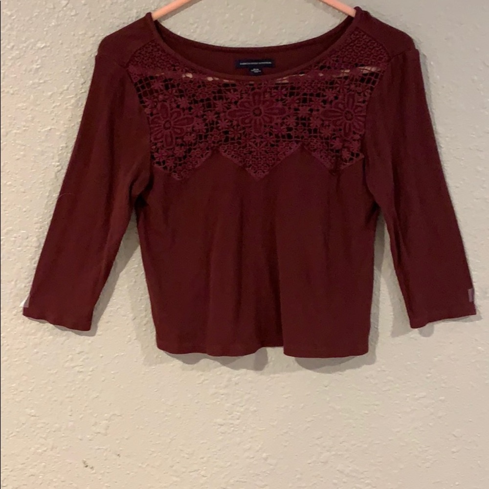 Quarter sleeve shirt